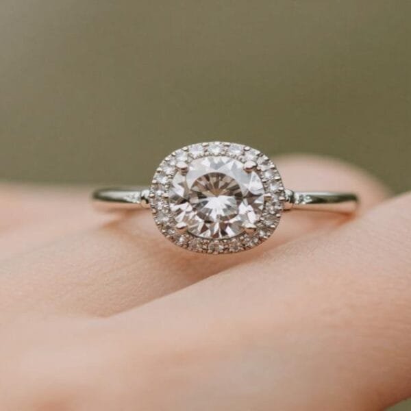 ainsley earhardt engagement ring